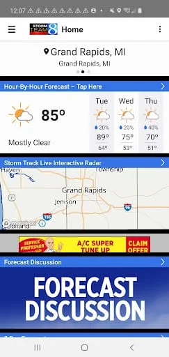 Storm Team 8- WOOD TV8 Weather Screenshot 1